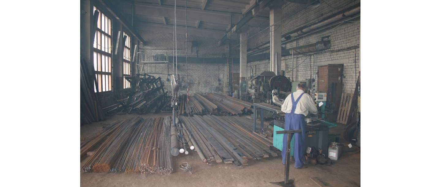 armature, Madona Farmer