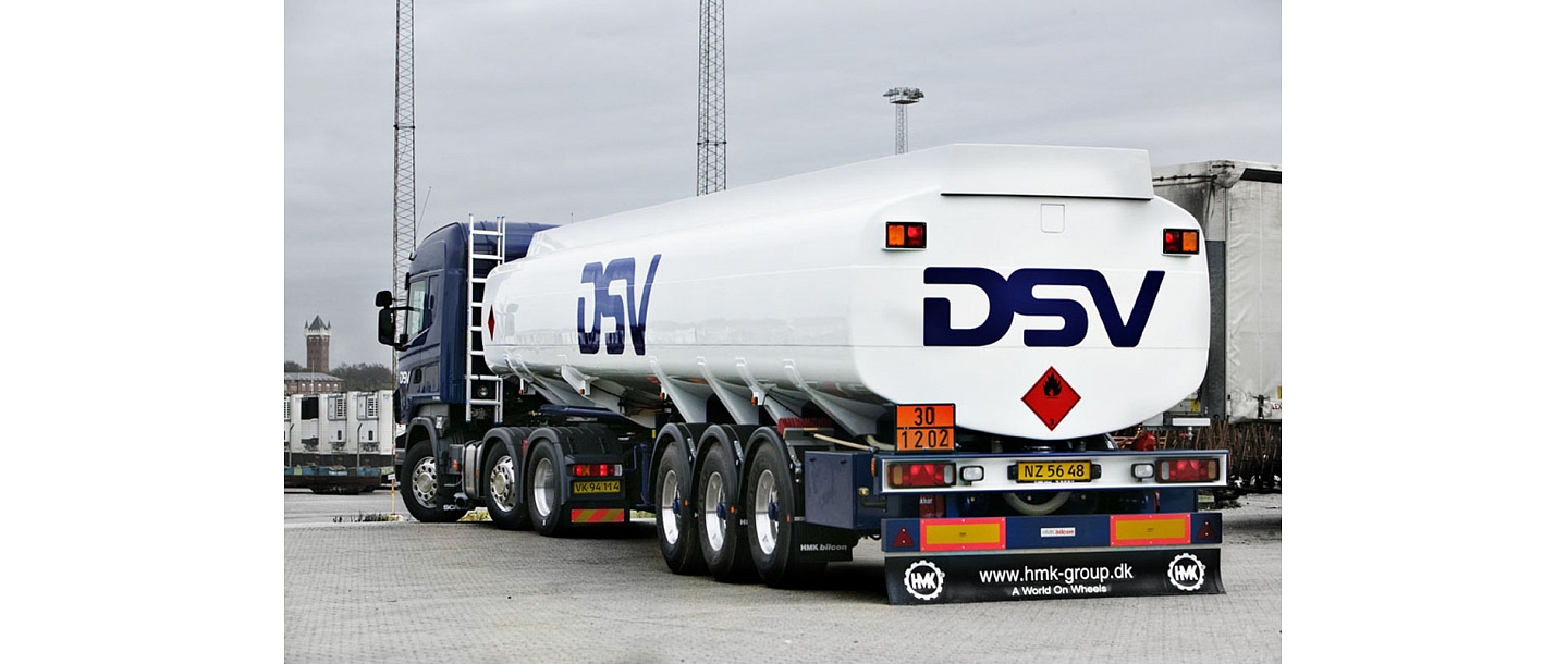 Liquid cargo transport