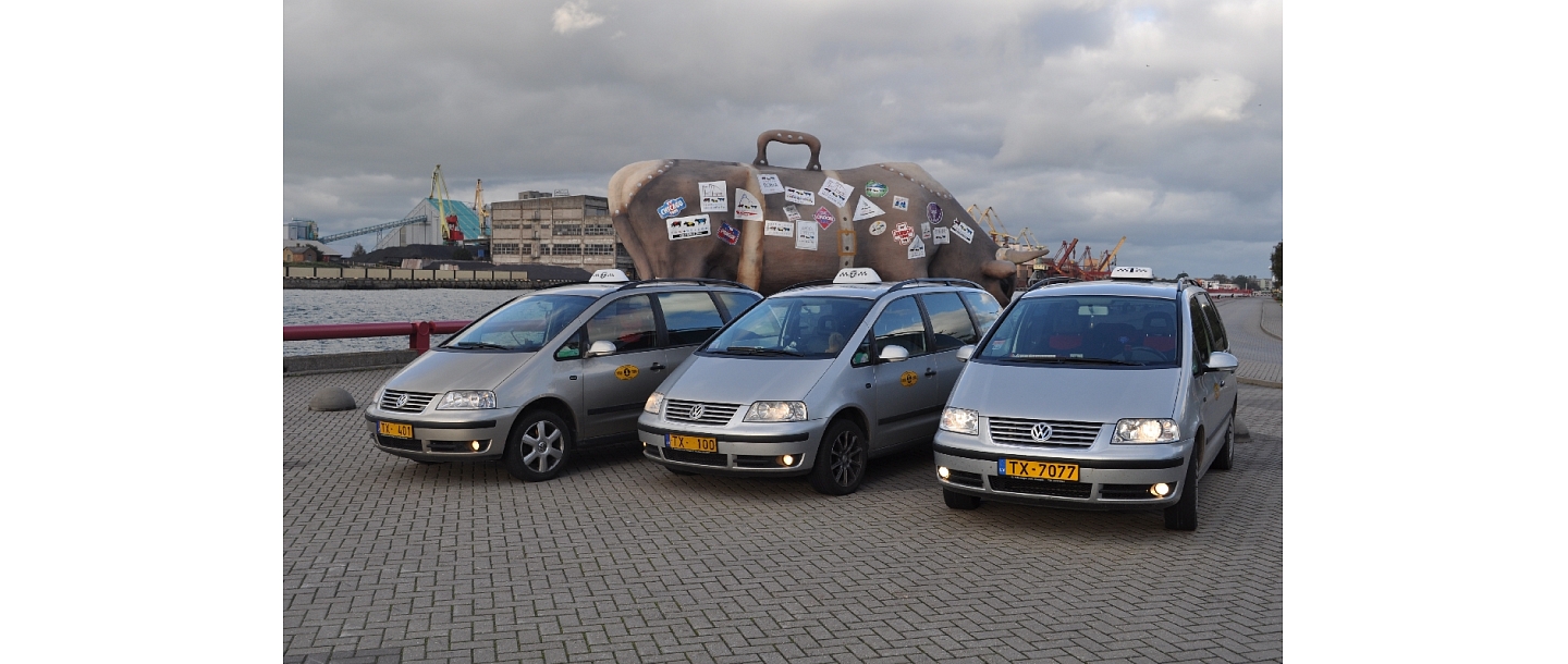 Taxi service - two drivers