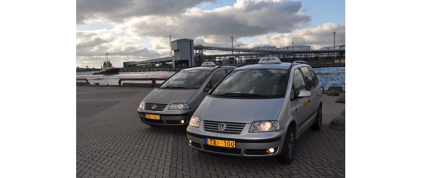 24-hour taxi services