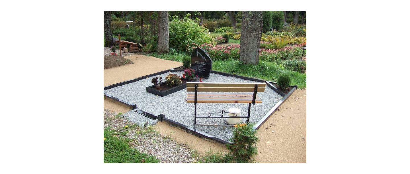 Akmens apstrāde, kapu pieminekļi, kapakmeņi