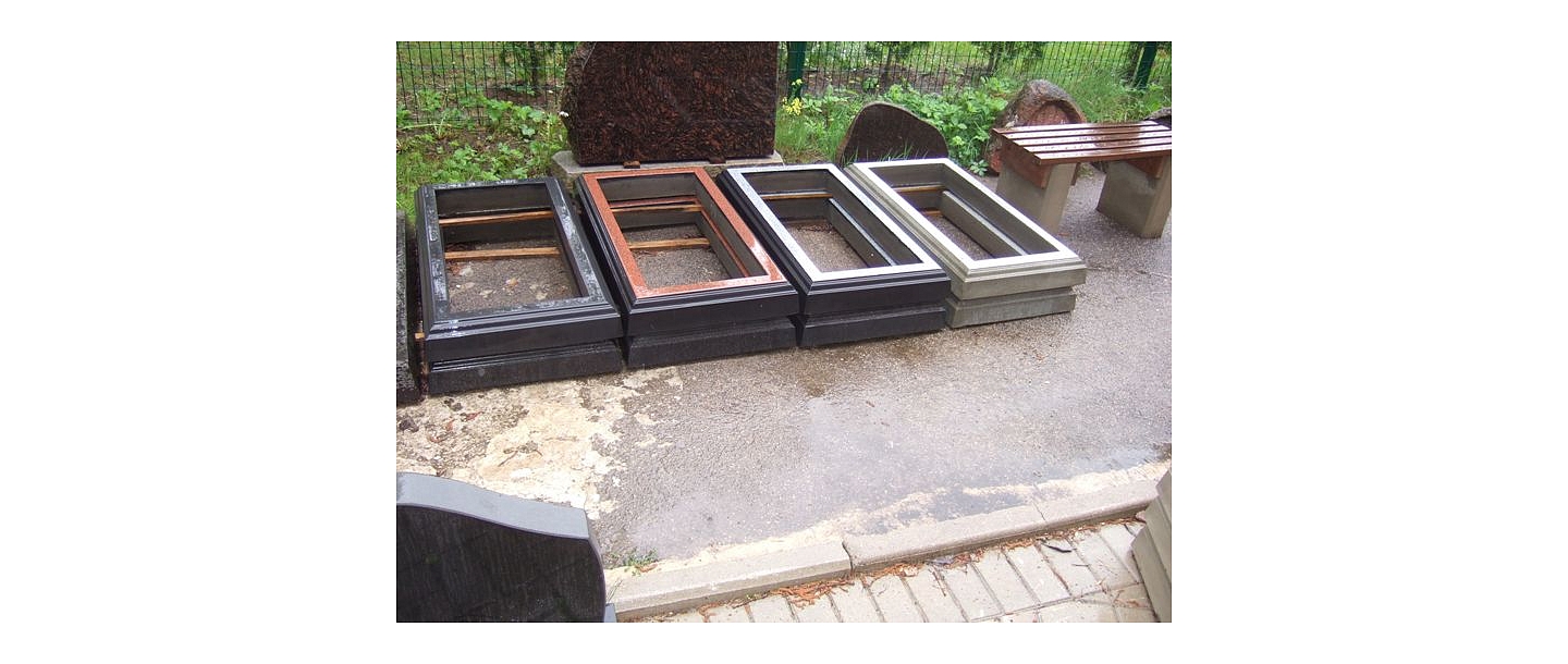 Akmens apstrāde, kapu pieminekļi, kapakmeņi