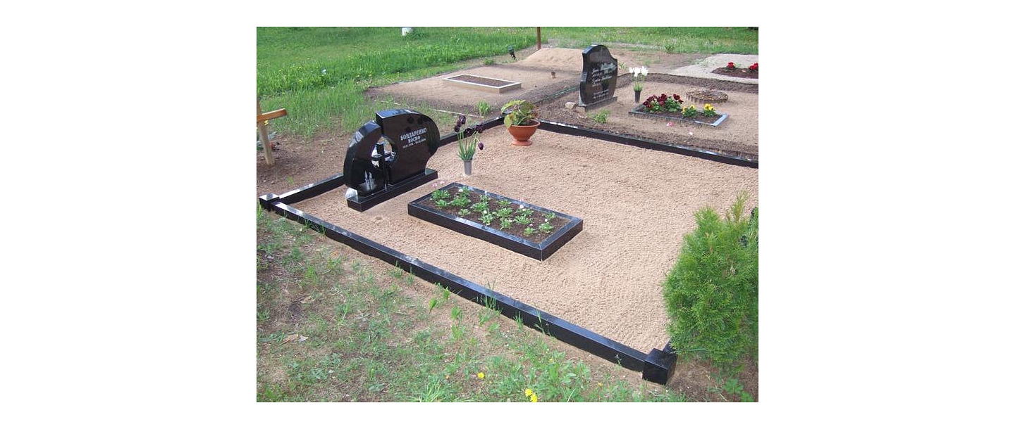 Akmens apstrāde, kapu pieminekļi, kapakmeņi