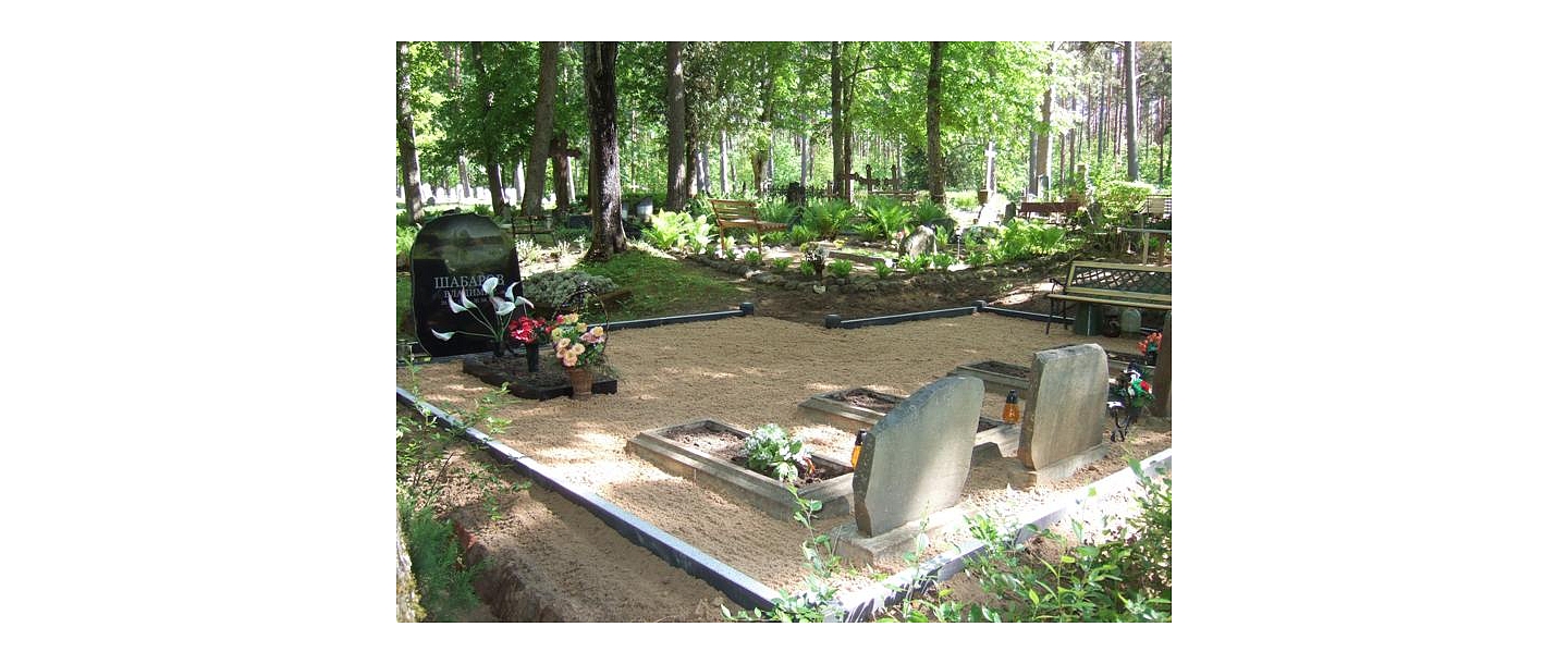 Akmens apstrāde, kapu pieminekļi, kapakmeņi