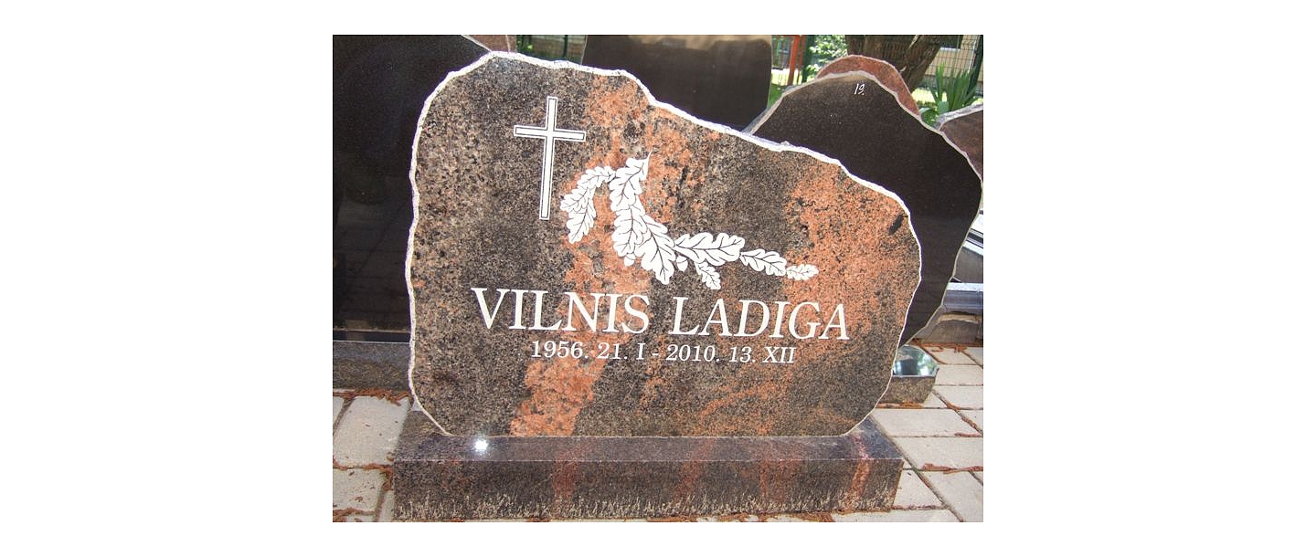 Stone processing, tombstones, grave stones