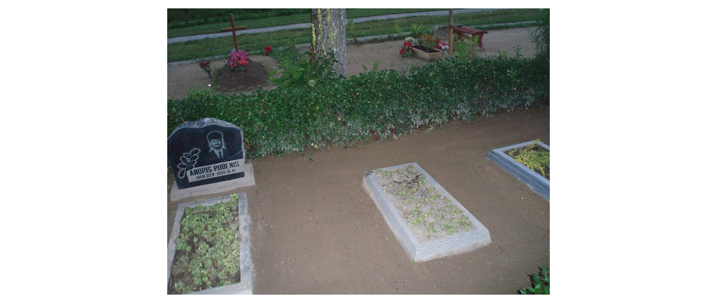 Akmens apstrāde, kapu pieminekļi, kapakmeņi