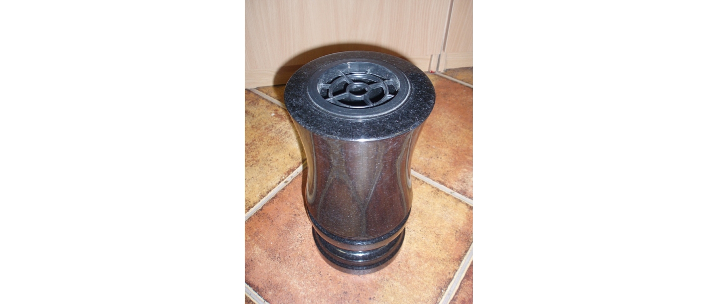 Stone processing, tombstones, grave stones