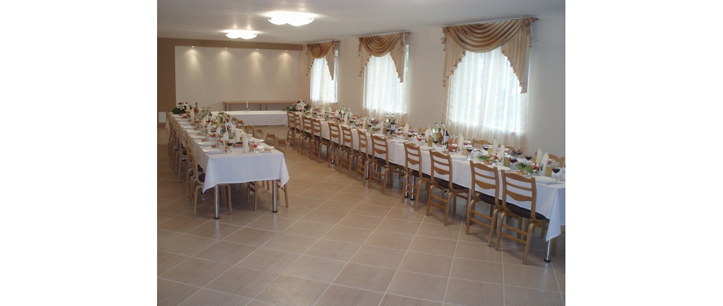 Funeral feast, Efeja RS, Catering