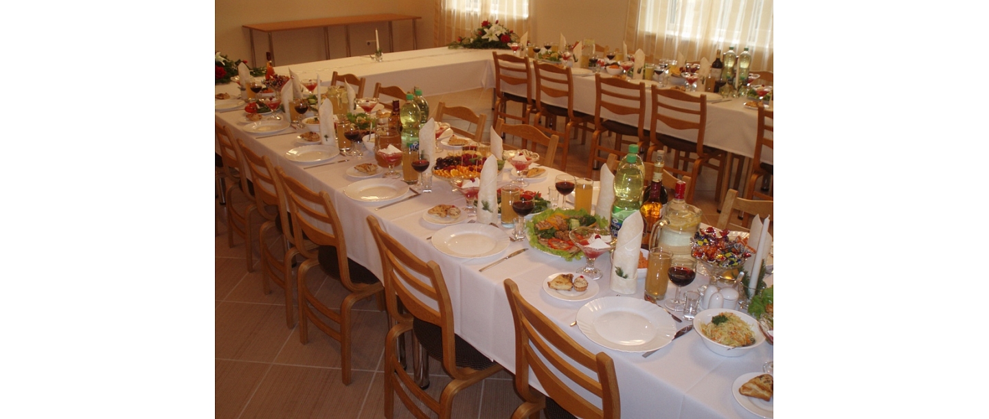 Funeral feast, Efeja RS, Catering