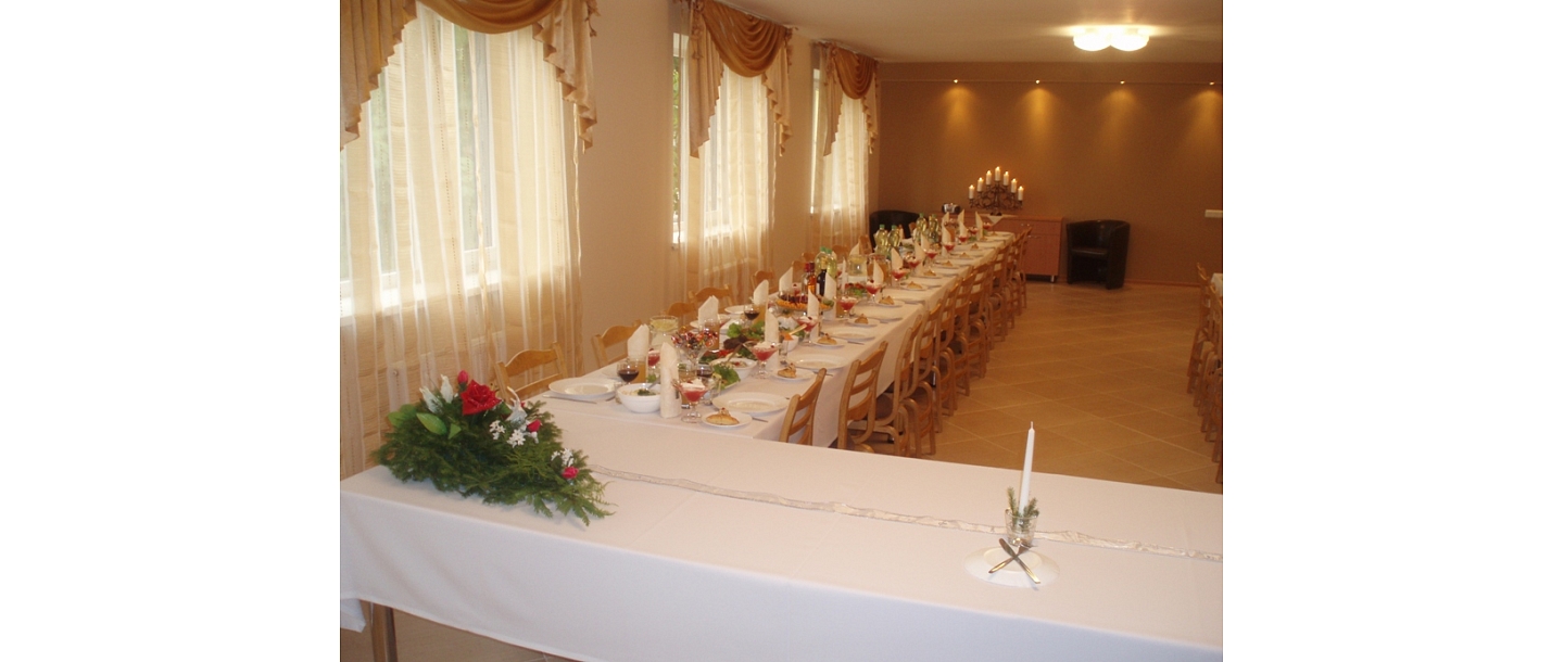 Funeral feast, Efeja RS, Catering