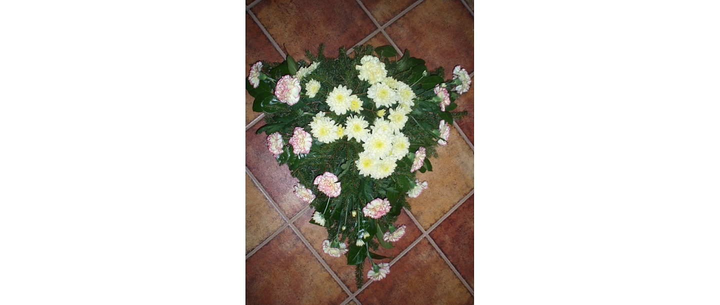 Funeral wreaths, crowns, funeral bouquets, flowers