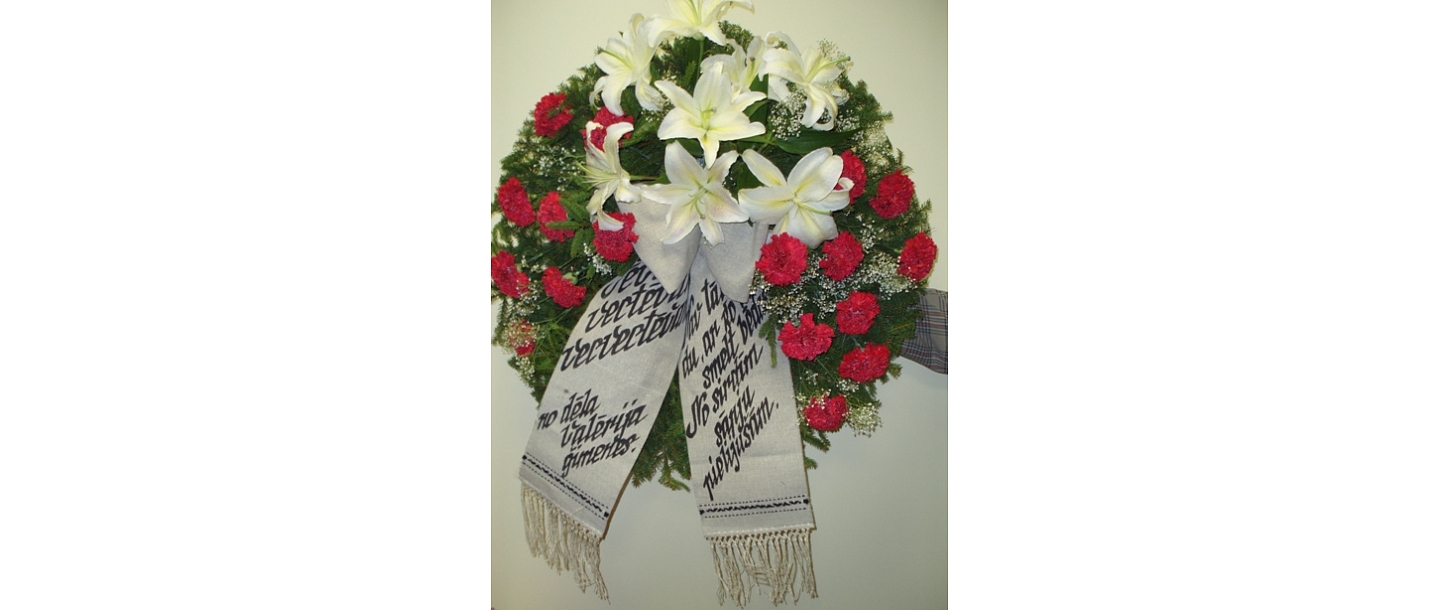 Funeral wreaths, crowns, funeral bouquets, flowers