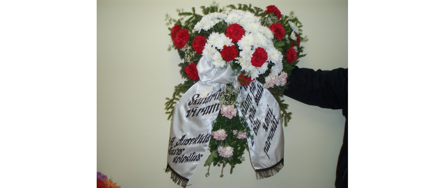 Funeral wreaths, crowns, funeral bouquets, flowers
