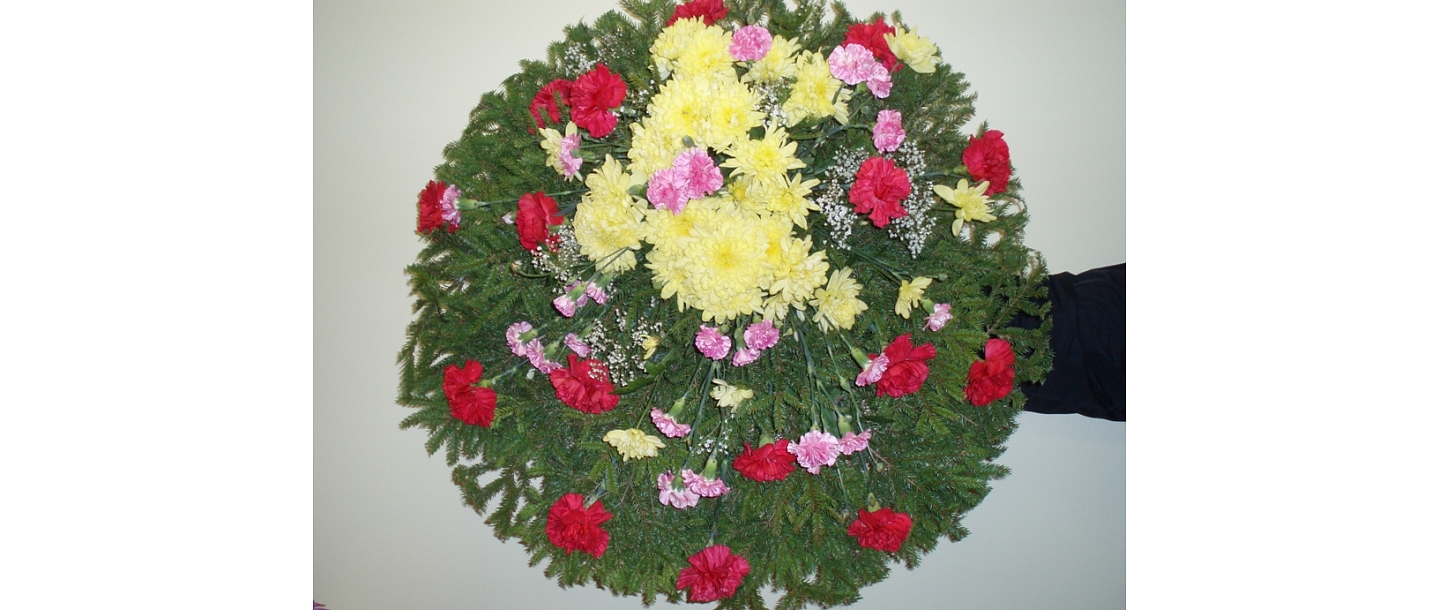Funeral wreaths, crowns, funeral bouquets, flowers