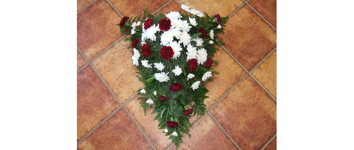 Funeral wreaths, crowns, funeral bouquets, flowers