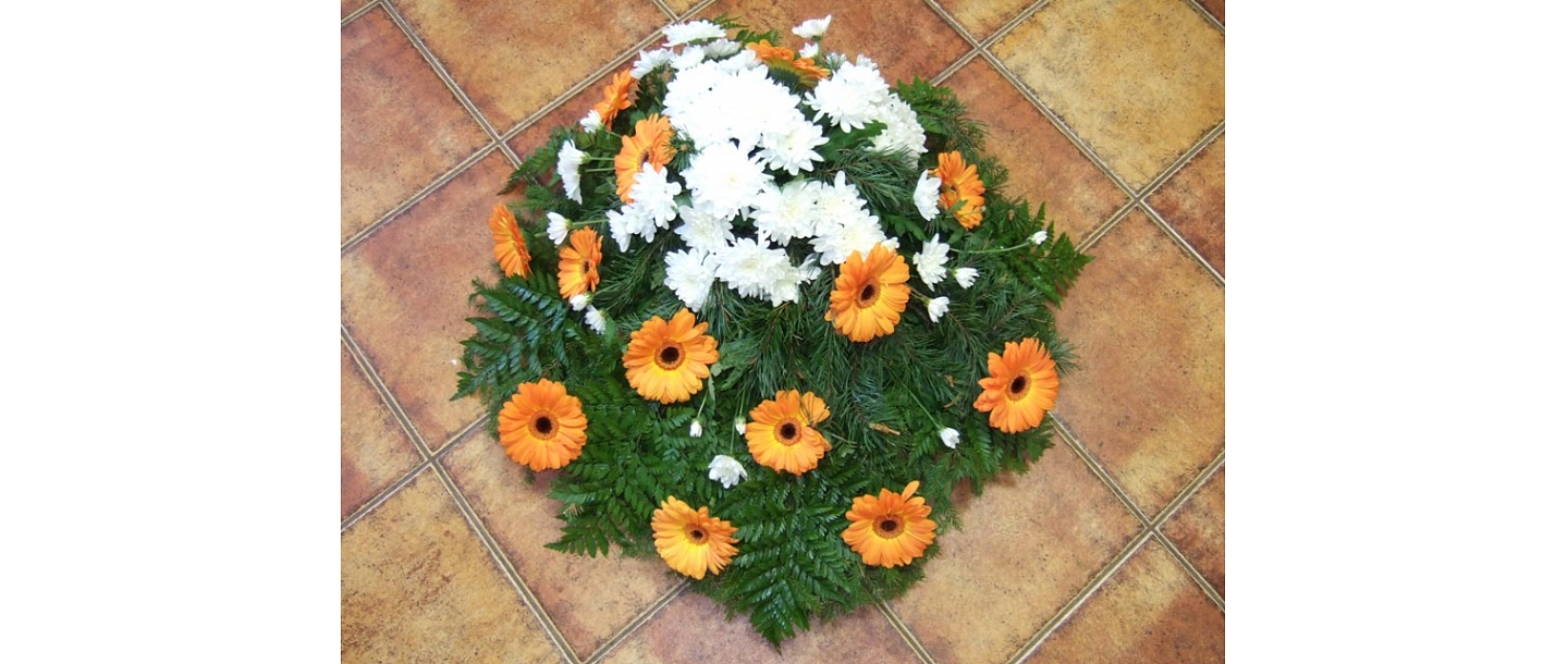 Похоронные венки, коронки, штраусы, цветы