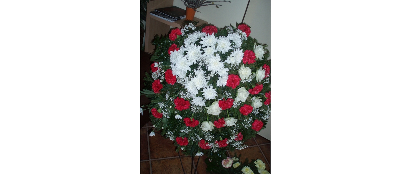 Funeral wreaths, crowns, funeral bouquets, flowers
