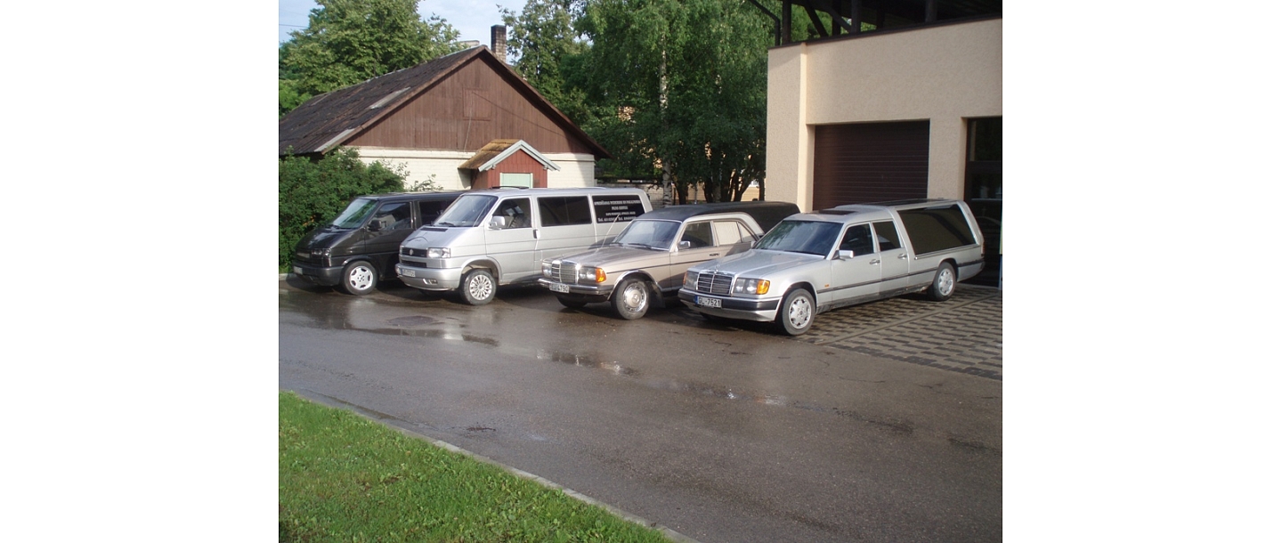 Efeja RS Funeral Services, morgue, hearse, funeral masters, catering, transport