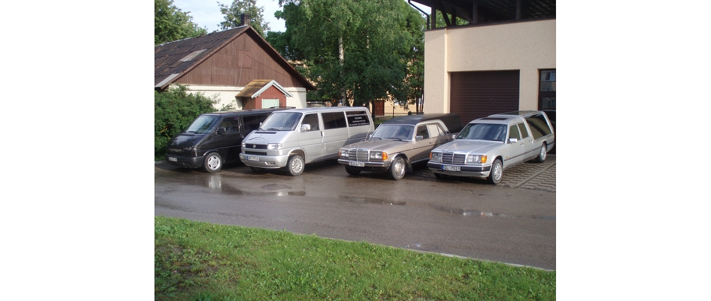 Efeja RS Apbedīšanas pakalpojumi, morgs, katafalks, izvadītāji, ēdināšana, transports