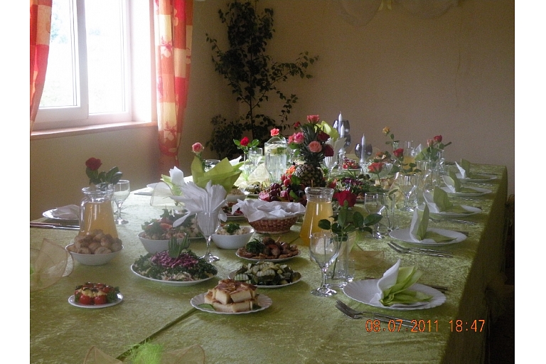 Table setting for celebrations in Kurzeme