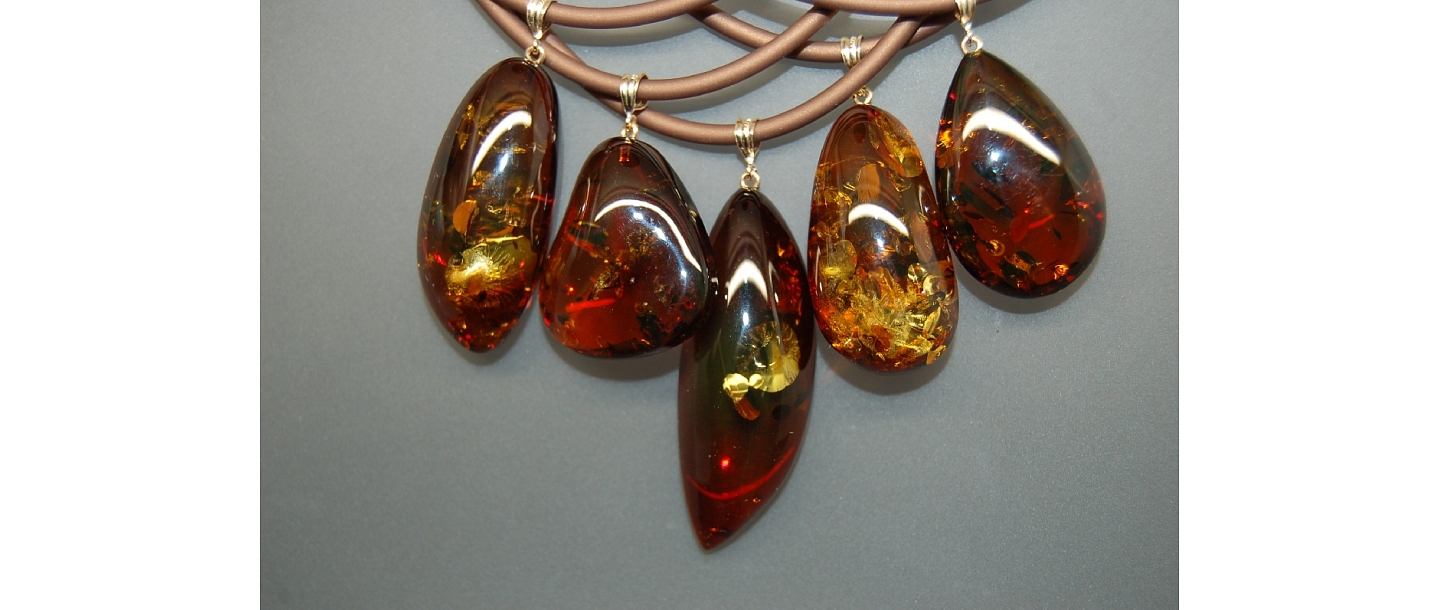Souvenirs made of amber