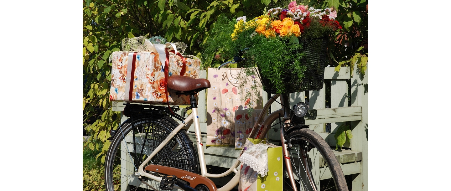 delivery of flowers and gifts