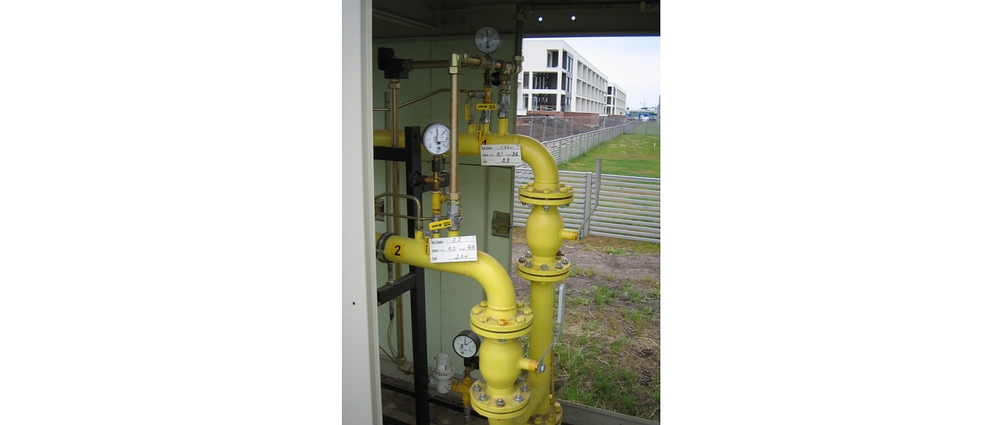 Gas heating equipment