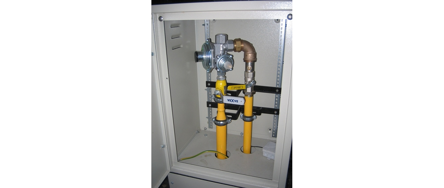 Gas line construction