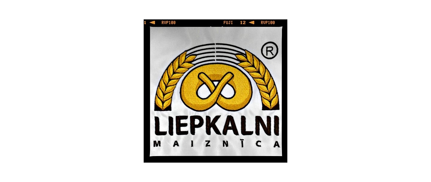 Logo uzšūšana Rīgā