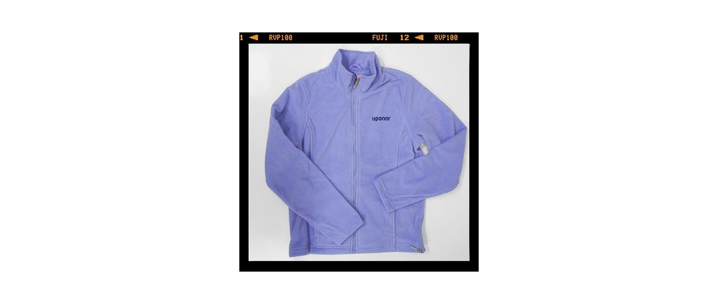 Logo sewing on shirts