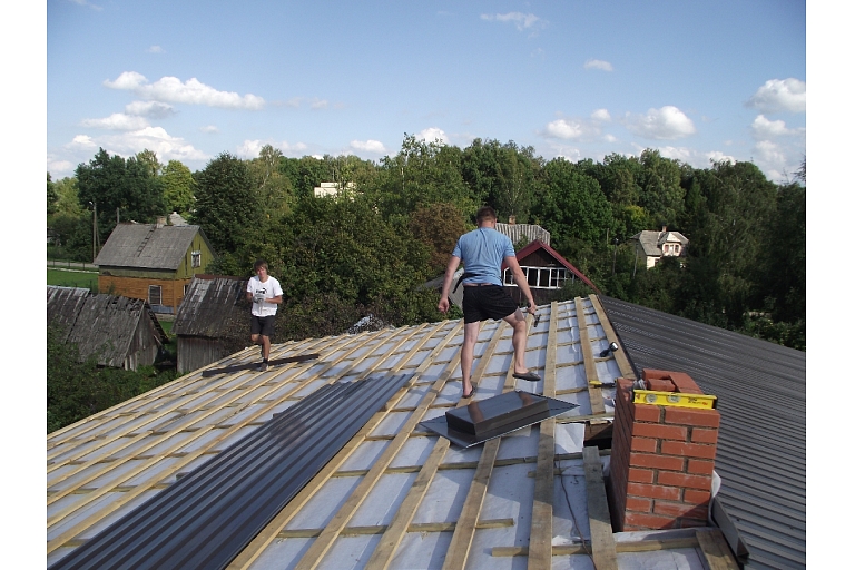 Roof decking