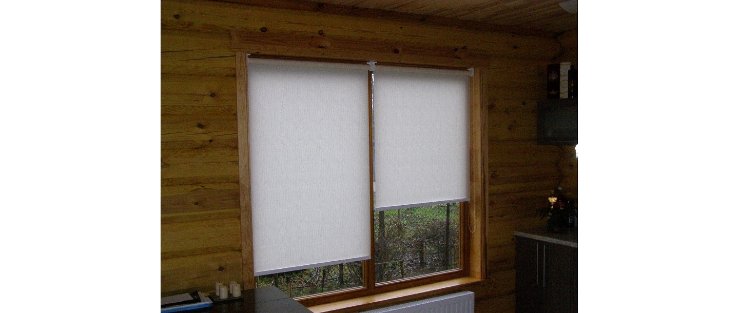 Roller cassette blinds