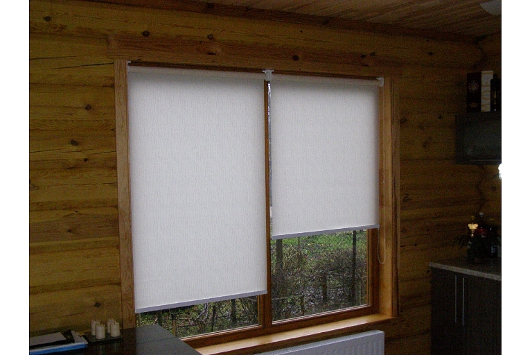 Roller cassette blinds
