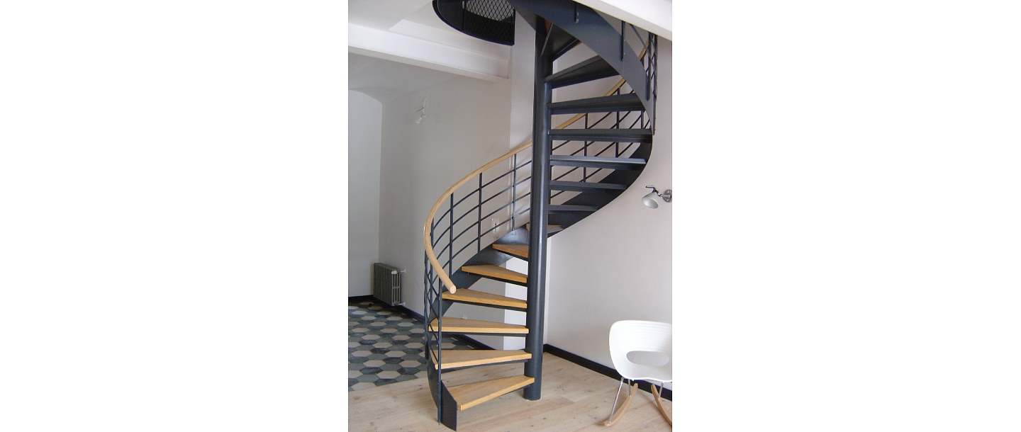 Metal railing for stairs