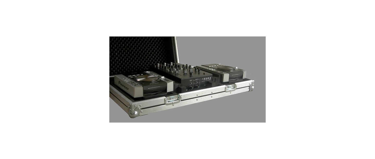 Safe and durable boxes for audio and video equipment