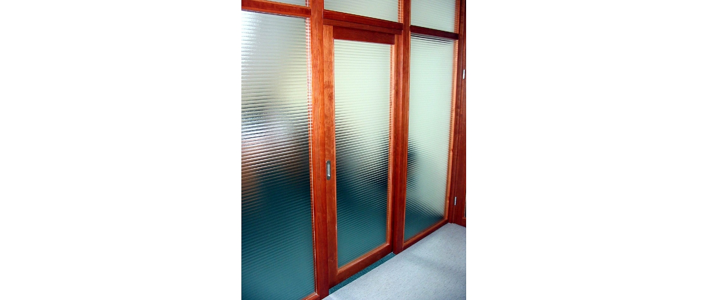 Glass partitions