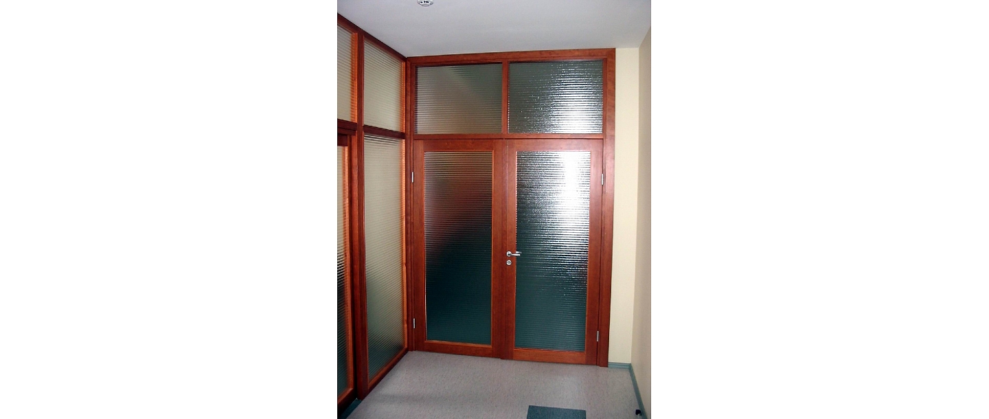 Glass partitions