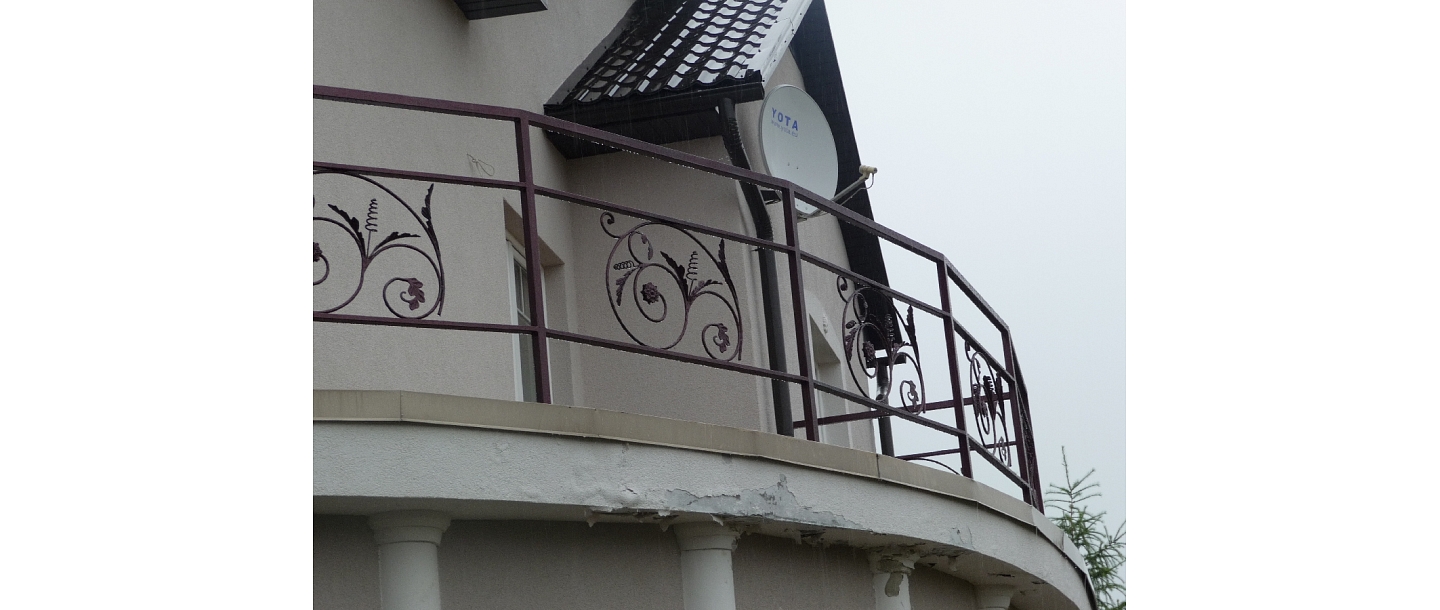 Balkona nožogojumu restaurācija Latgalē Daugavpilī