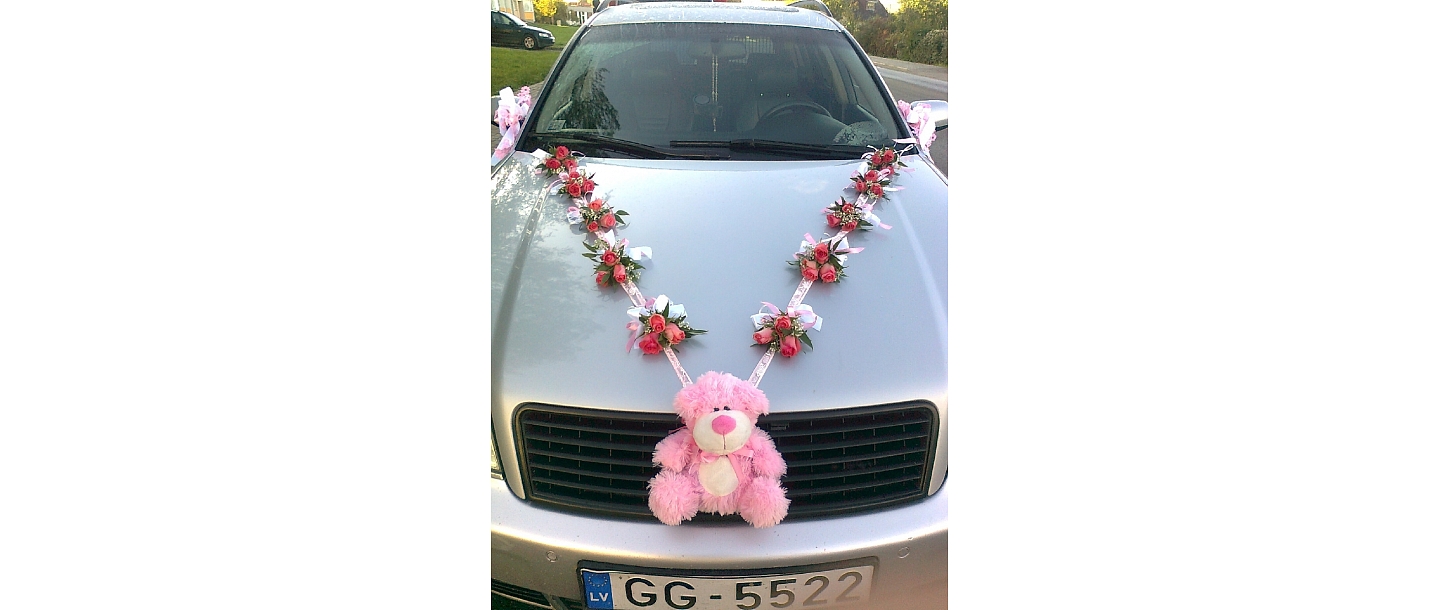 Car decoration for baptism