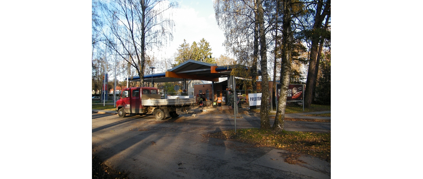 Construction of a square in Talso