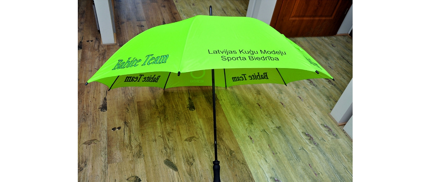 Babite Team umbrella print.