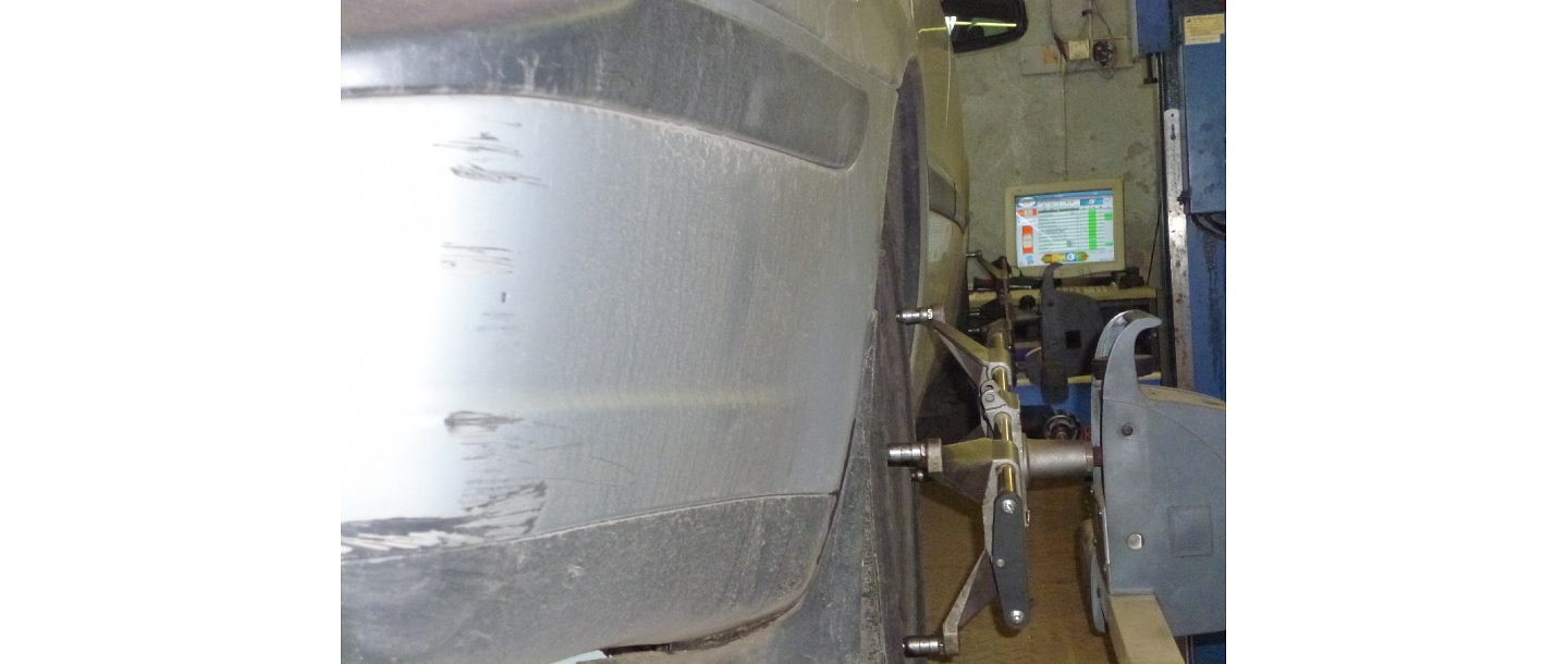Wheel alignment