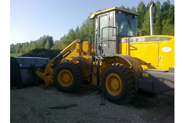 Frontal loaders