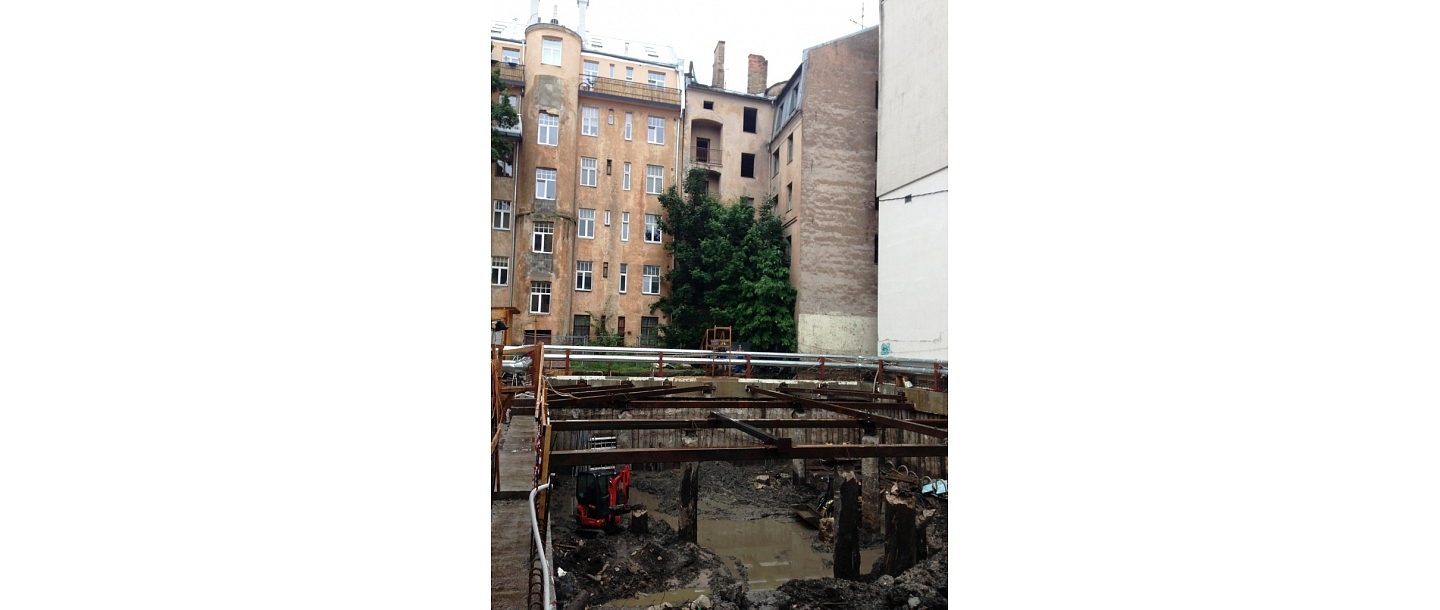 Pāļi, pāļu dzīšana, pāļu dzīšana apūdeņotā gruntī