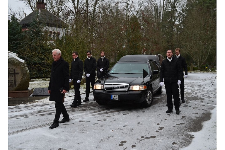 Ainara Spirģa Apbedīšanas birojs, SIA Rainar