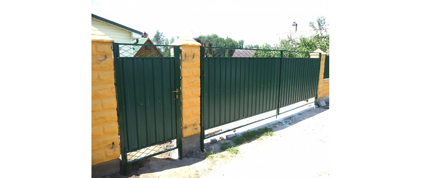 Gate from profile sheet Daugavpils