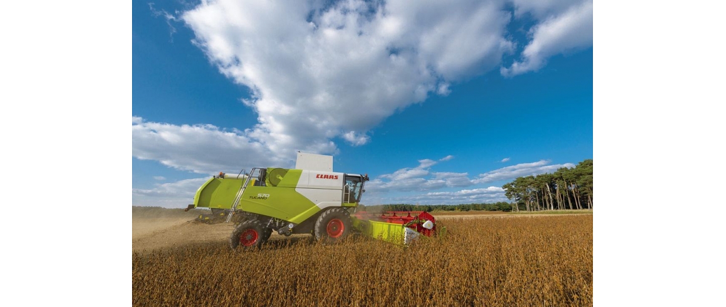 Combine harvester Claas Tucano 570