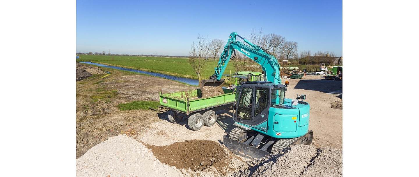 KOBELCO ekskavators
