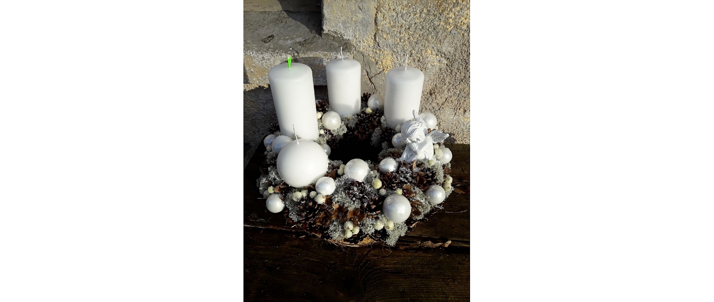 Advent wreaths