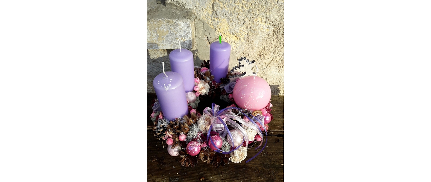 Advent wreaths